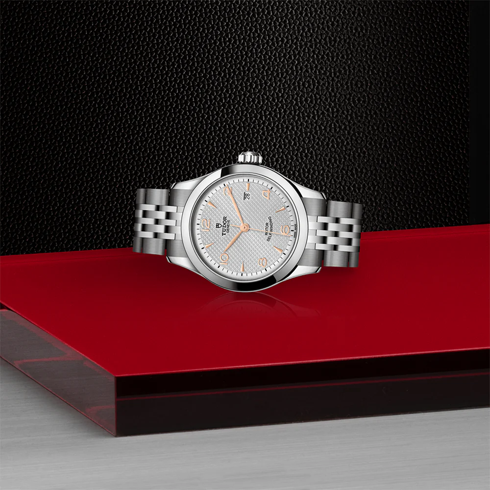 1926 28mm - Silver on Bracelet - Image 3