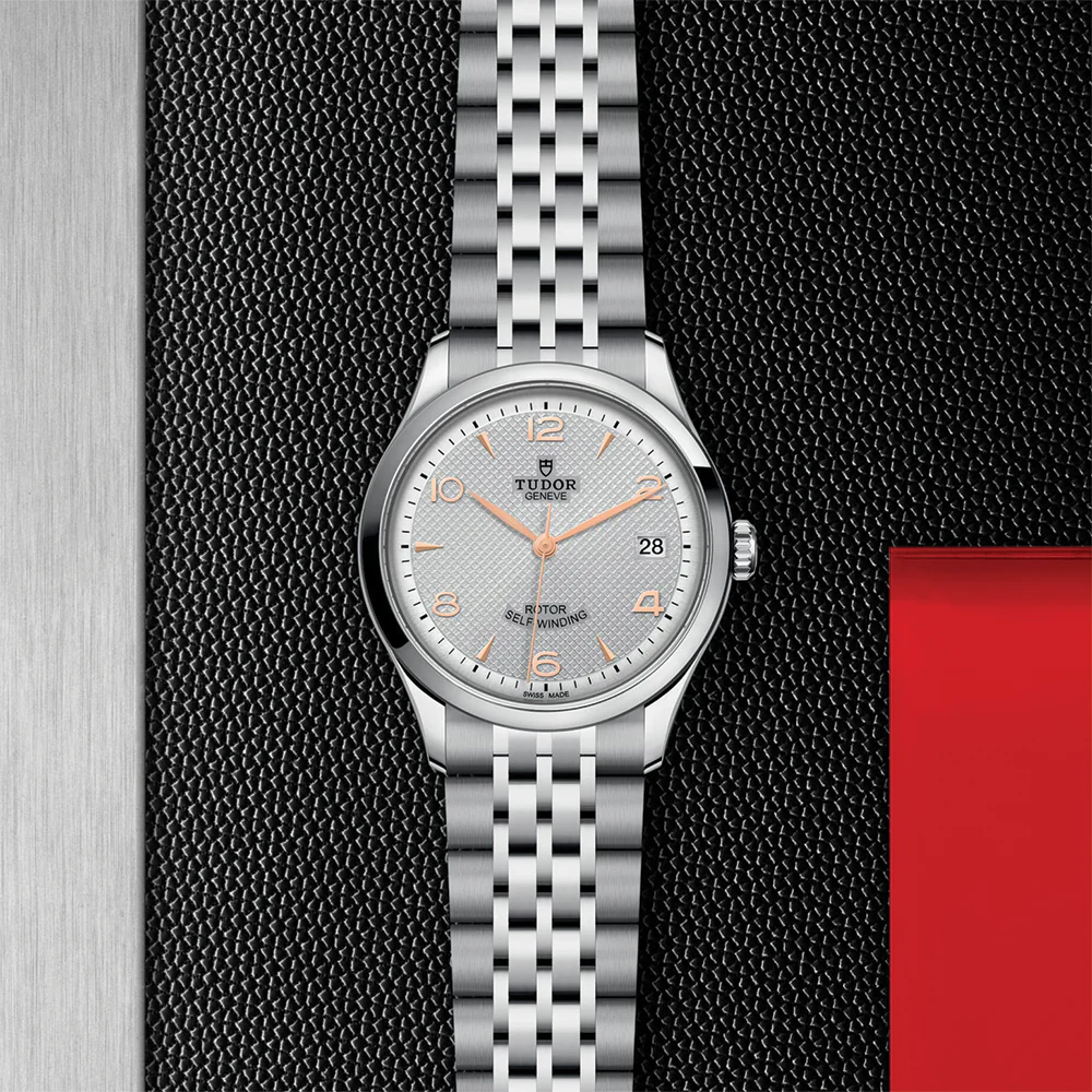 1926 36mm - Silver on Bracelet - Image 2