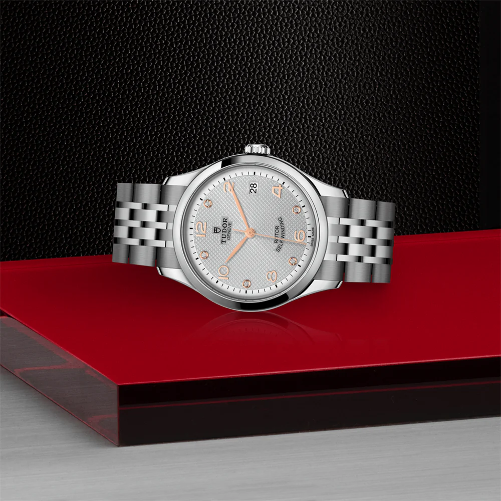 1926 36mm - Silver, Diamond-Set on Bracelet - Image 3