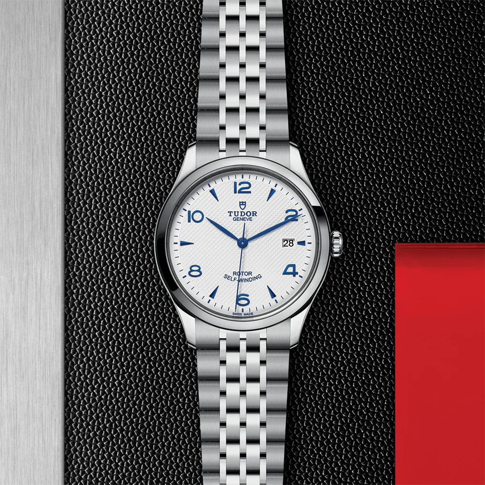 1926 39mm - Opaline on Bracelet - Image 2