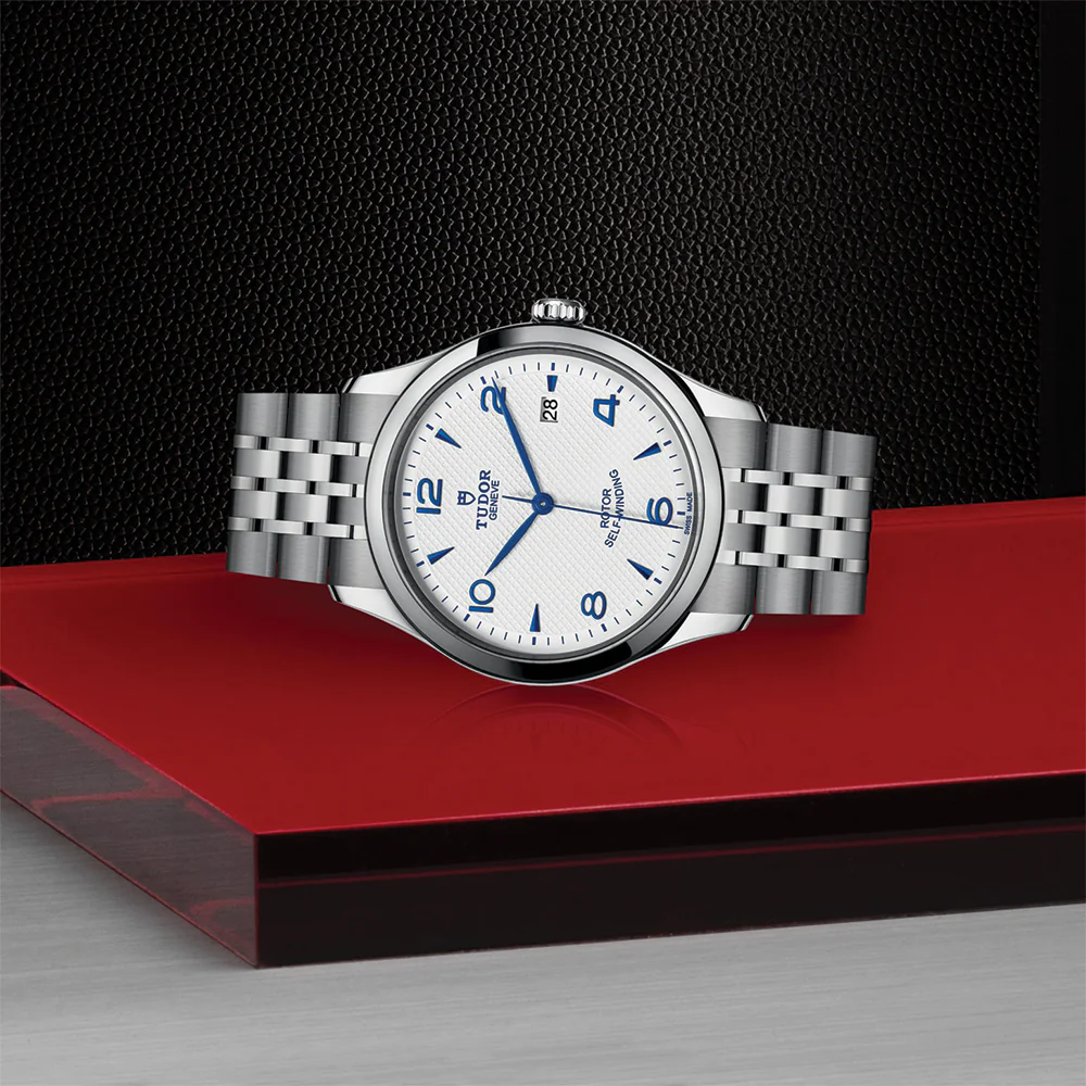 1926 39mm - Opaline on Bracelet - Image 3