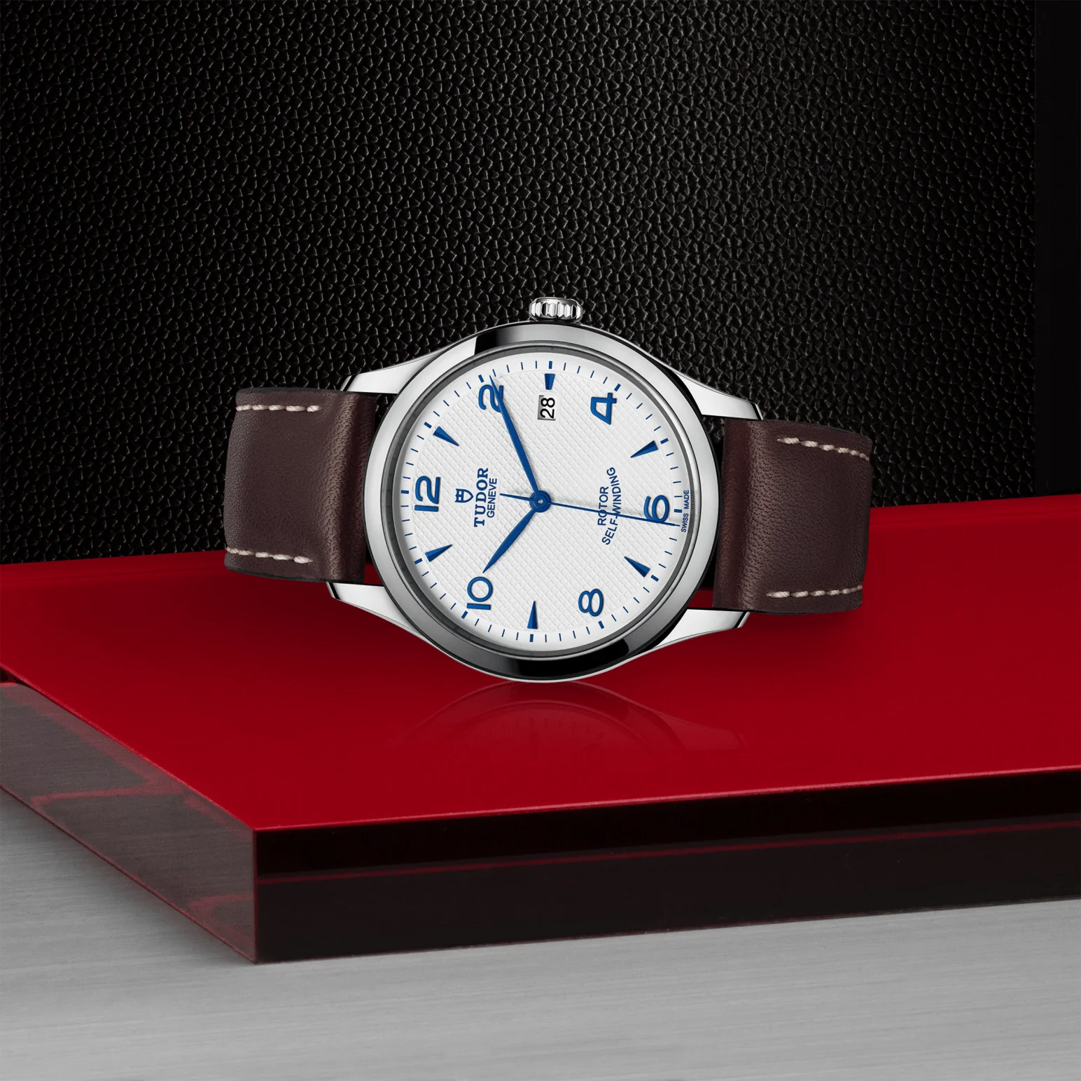 1926 39mm - Opaline on Leather Strap - Image 3