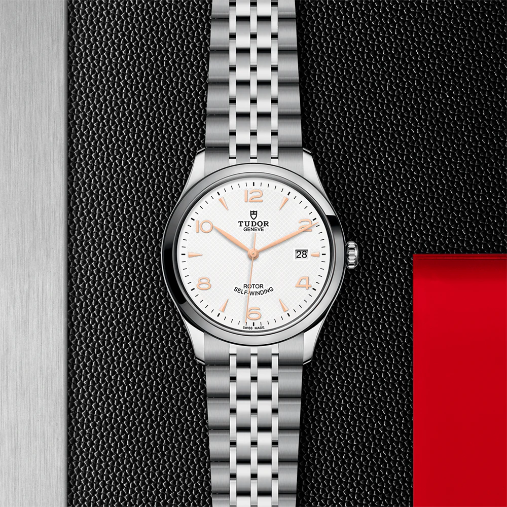 1926 39mm - White on Bracelet - Image 2