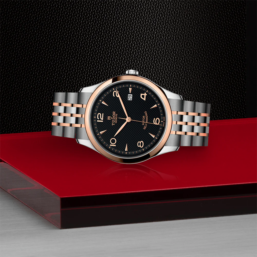 1926 Rose Gold Two-Tone 41mm - Black on Bracelet - Image 3