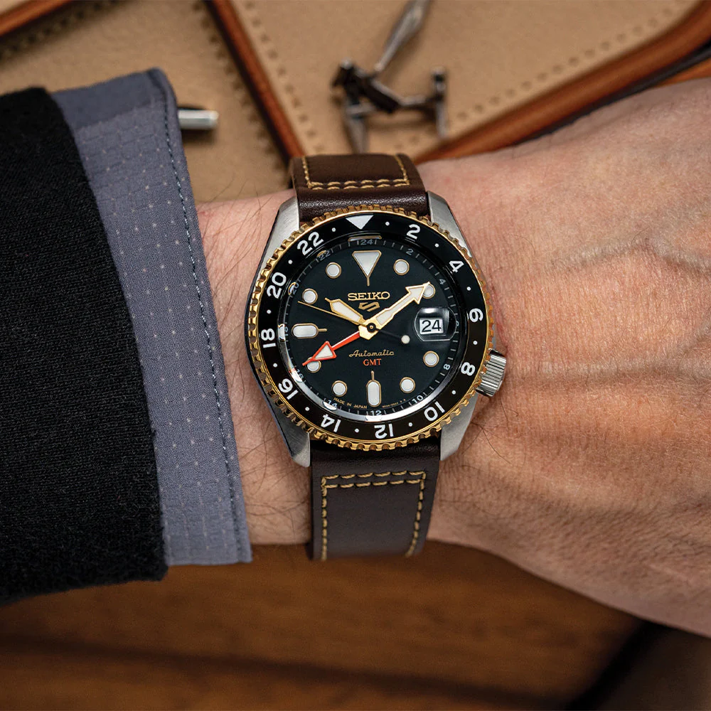 SSK036 5 Sports SKX GMT 42.5mm - Black on Leather Strap - Image 3