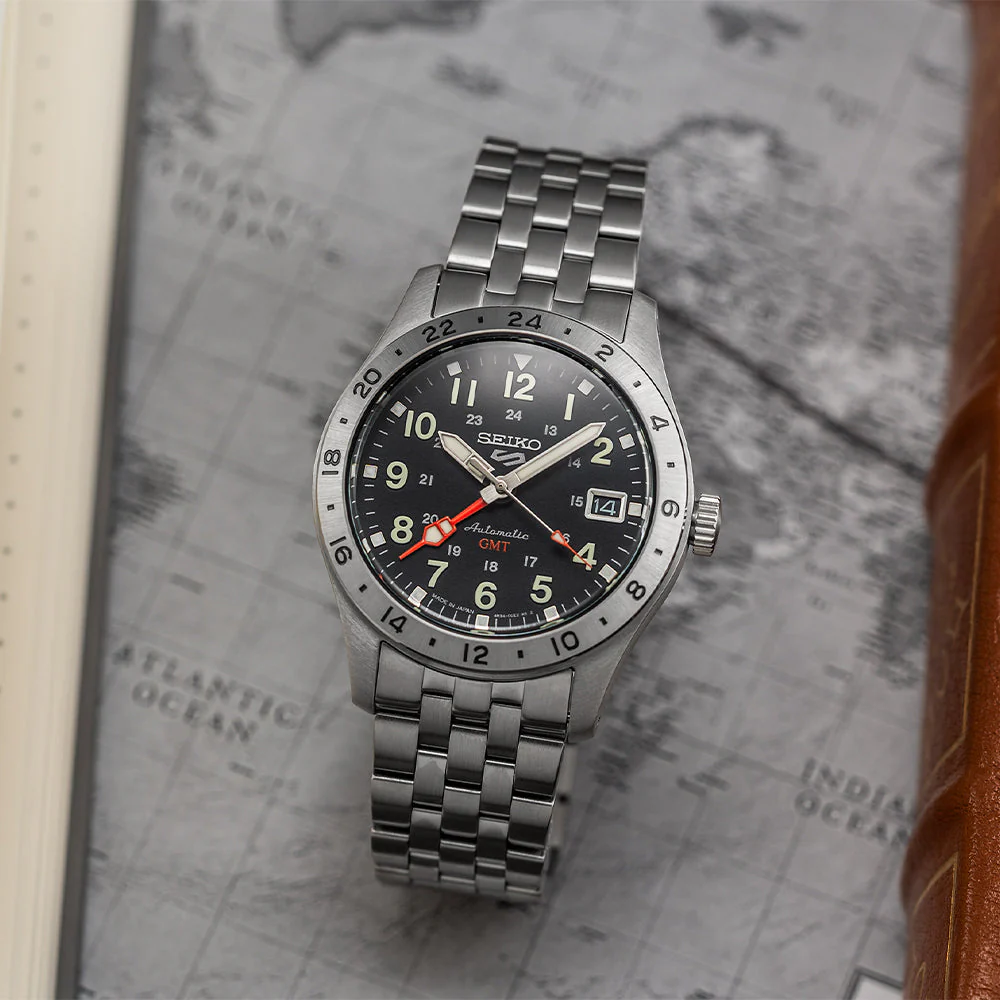 SSK023 5 Sports Field GMT 39.4mm - Black on Bracelet - Image 2