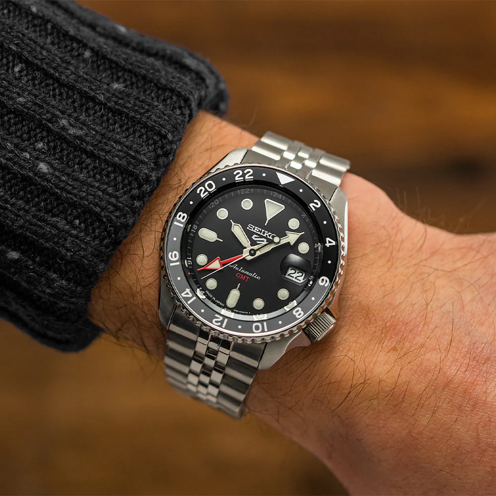 SSK001 5 Sports GMT 42.5mm - Black on Bracelet - Image 3