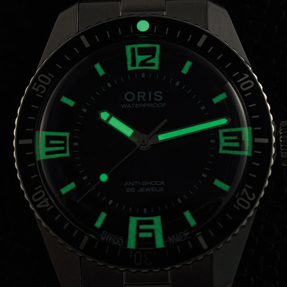 60th Anniversary Edition Divers Sixty-Five 40mm - Black on Bracelet with Leather Strap - Image 6