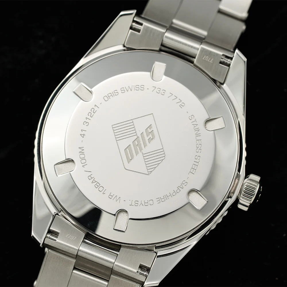 60th Anniversary Edition Divers Sixty-Five 40mm - Black on Bracelet with Leather Strap - Image 7