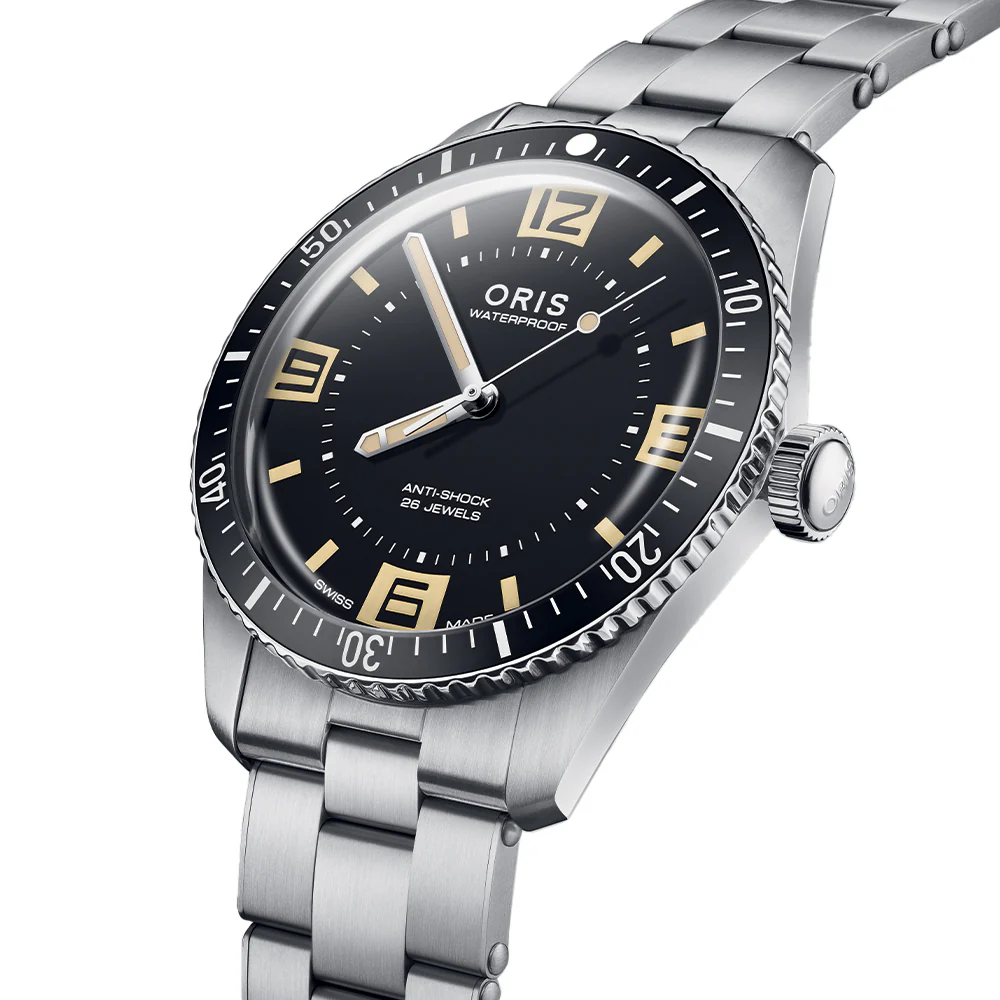 60th Anniversary Edition Divers Sixty-Five 40mm - Black on Bracelet with Leather Strap - Image 8