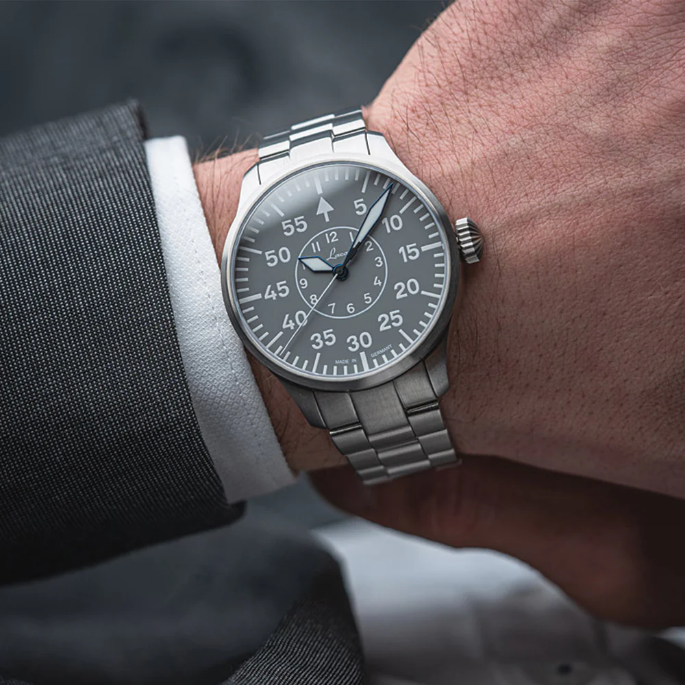 Pilot Watch Basic Aachen MB Automatic 42mm - Grey on Bracelet - Image 3
