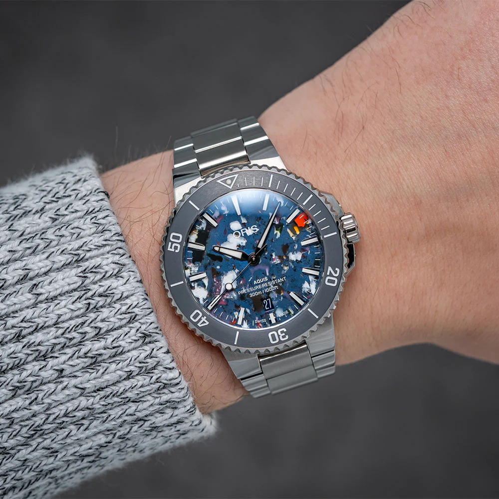 Aquis Date 2024 Upcycle 41.5mm - Multi-Colored on Bracelet - Image 3