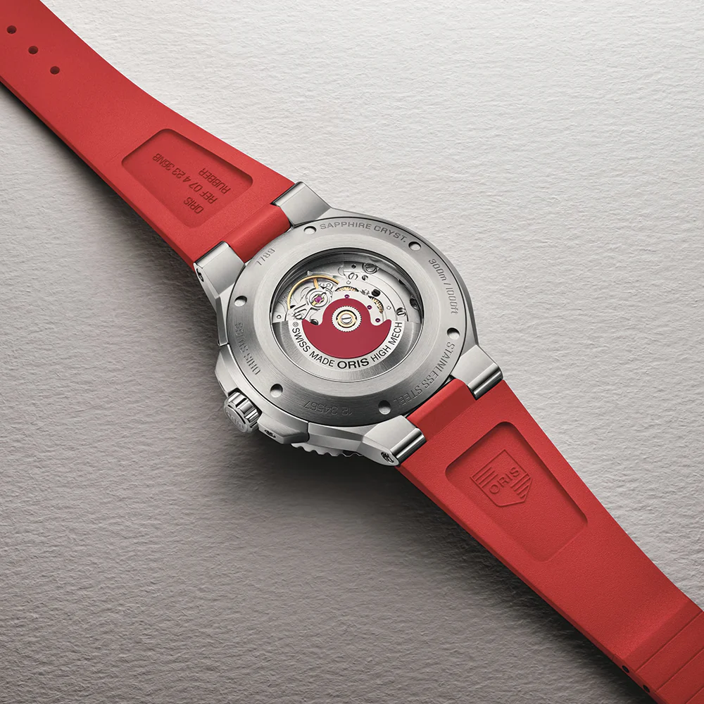 Aquis Date Relief 43.5mm - Silver on Rubber Strap - Image 5