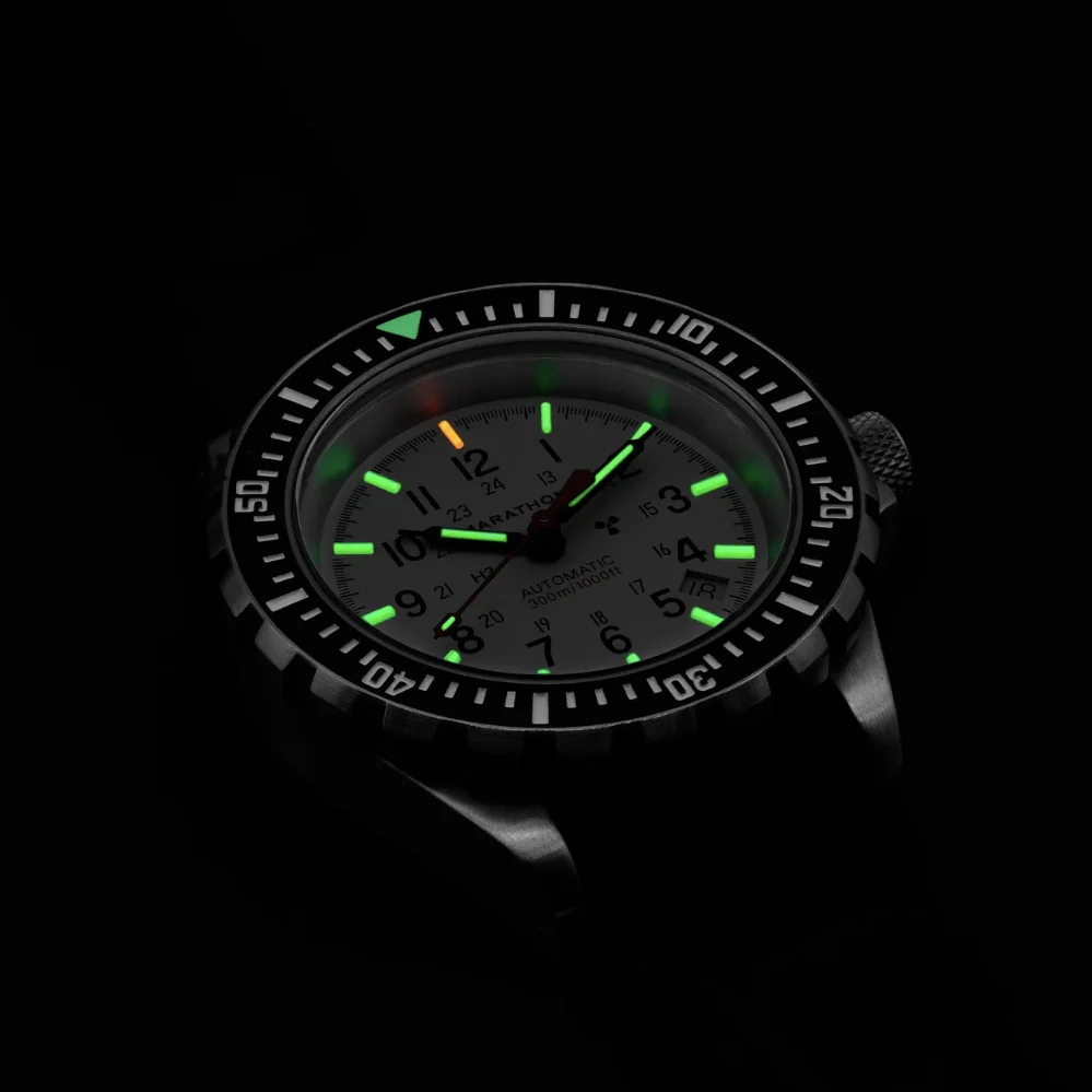 GSAR Large Diver's Automatic Arctic Edition 41mm - White on Bracelet - Image 5