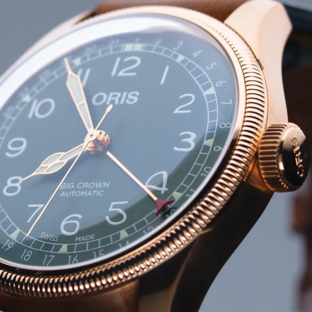 Big Crown Pointer Date 80th Anniversary Edition 40mm - Green on Leather Strap - Image 4