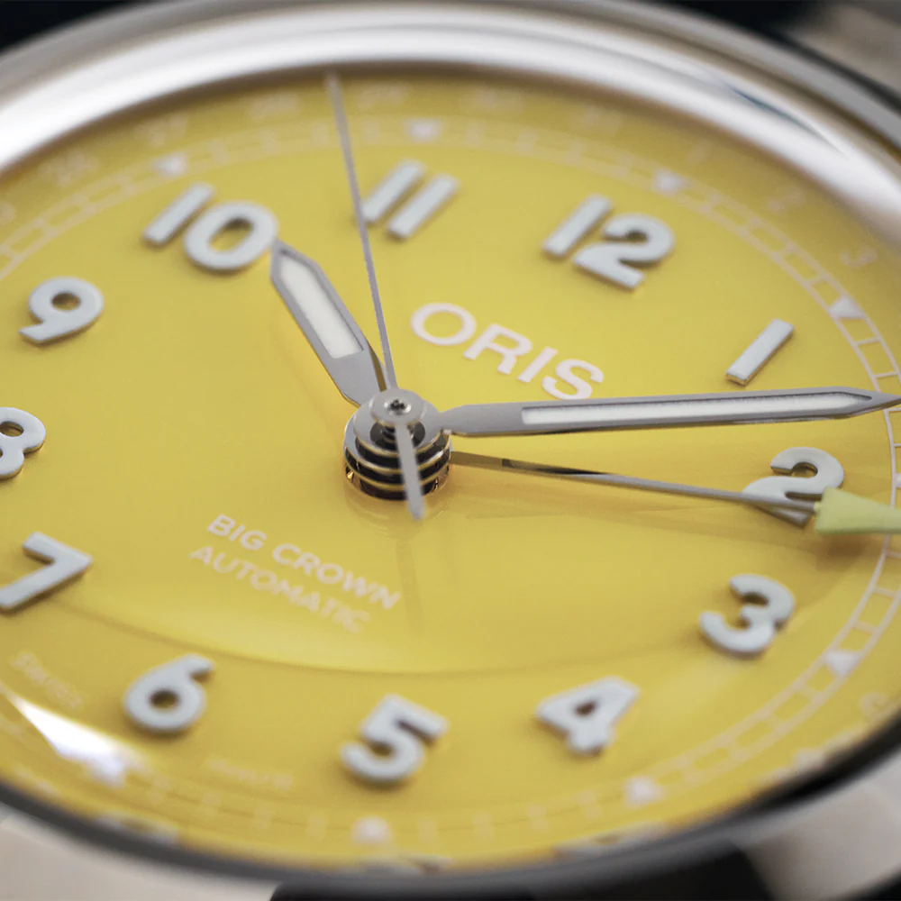 Big Crown Pointer Date 40mm - Yellow on Bracelet - Image 5
