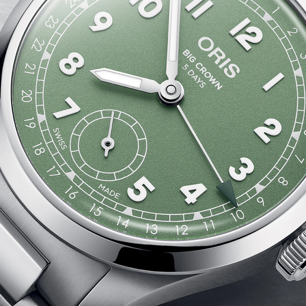 Big Crown Pointer Date Caliber 403 40mm - Green on Bracelet - Image 5
