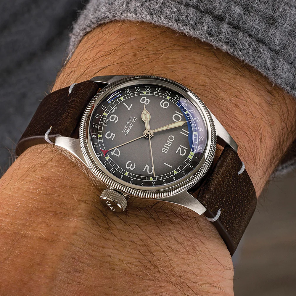 Big Crown X Cervo Volante 38mm - Grey on Leather Strap - Image 2