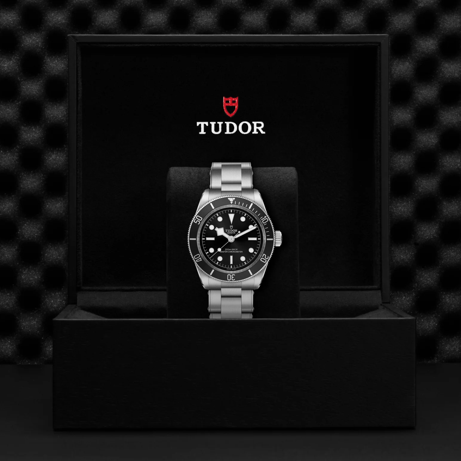 Black Bay 41mm - Black on Bracelet - Image 5