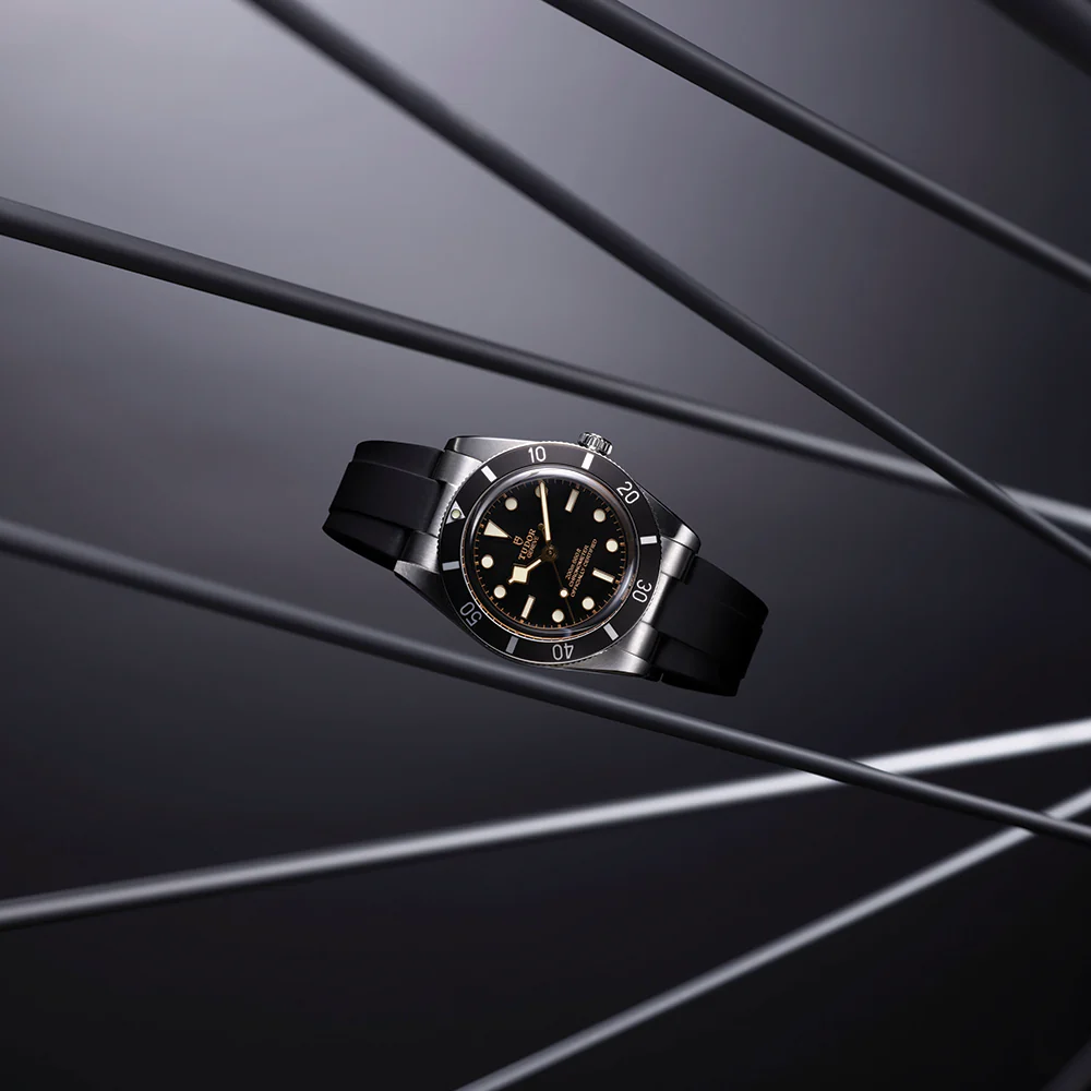 Black Bay 54 37mm - Black on Rubber Strap - Image 4
