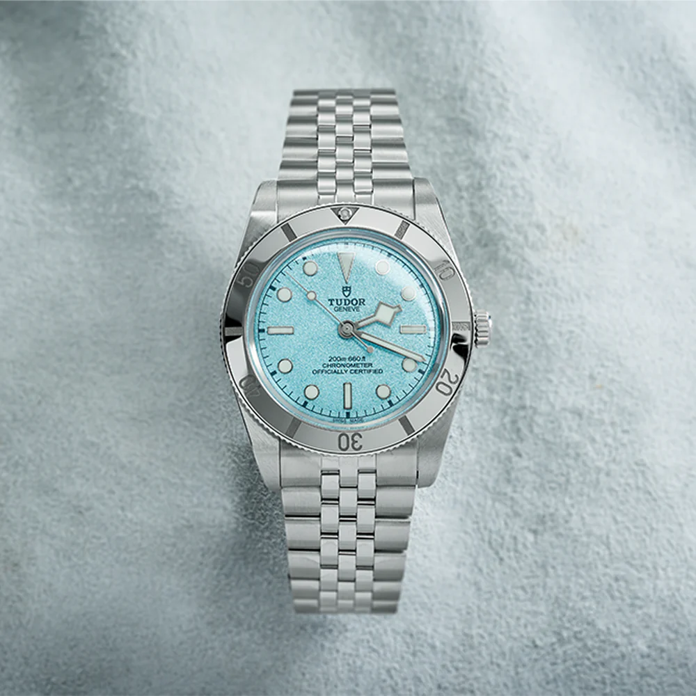 Black Bay 54 "Blue Lagoon" 37mm - Blue on Bracelet - Image 2