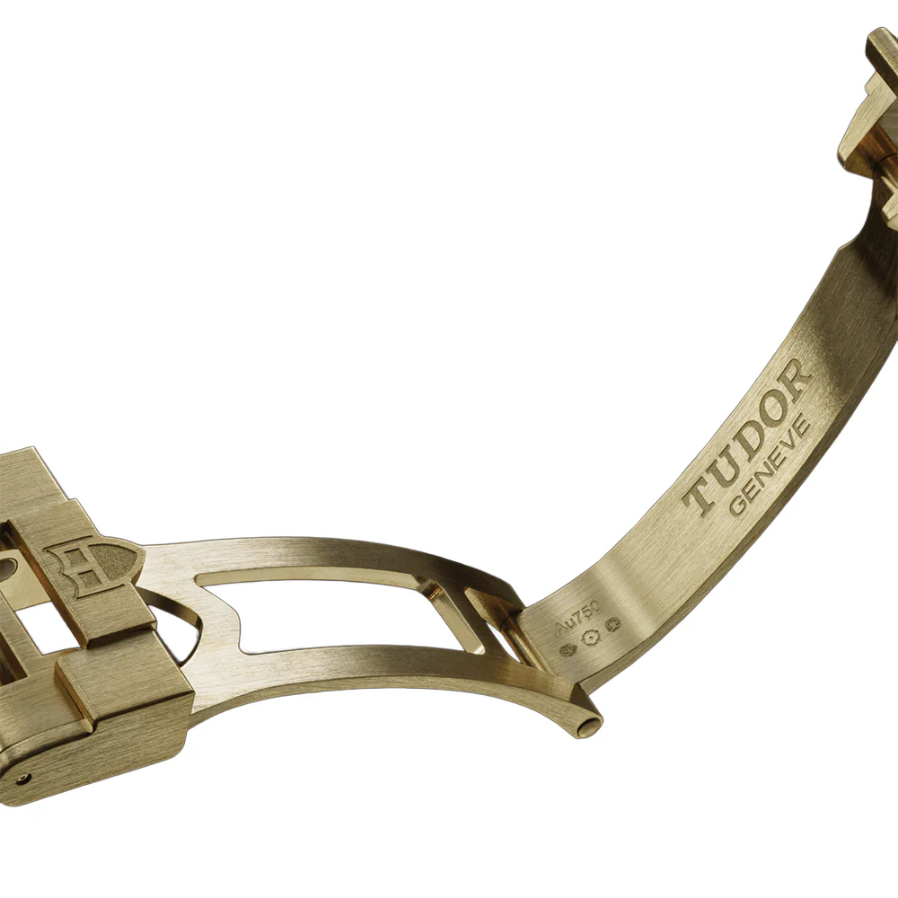 Black Bay 58 18K Yellow-Gold 39mm - Green on Bracelet - Image 9