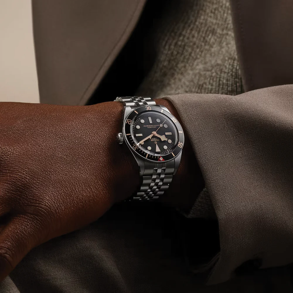 Black Bay 58 39mm - Black on 5-Link Bracelet - Image 3