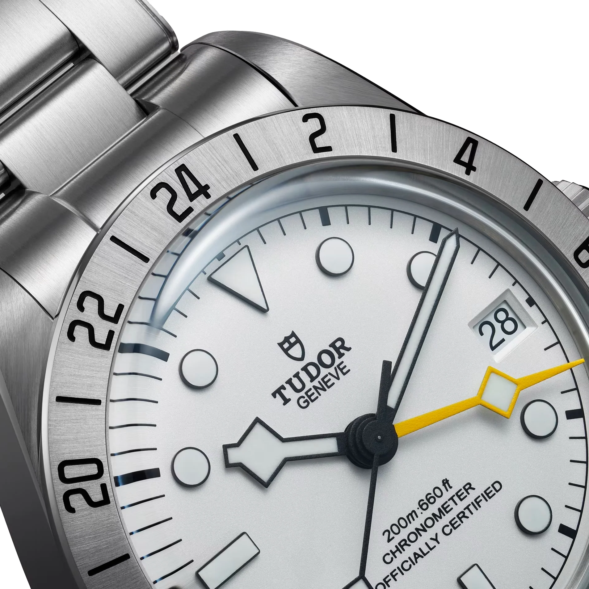 Black Bay Pro GMT 39mm - Opaline on Bracelet - Image 6