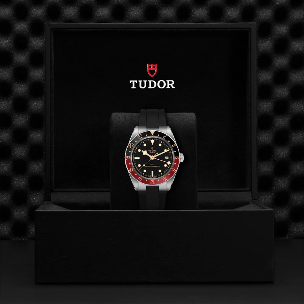 Black Bay 58 GMT 39mm - Black on Rubber Strap - Image 7