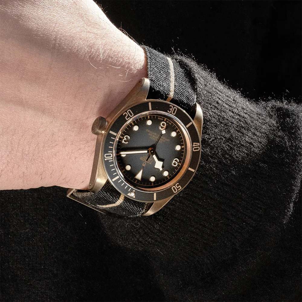 Black Bay Bronze 43mm - Slate Grey on Fabric Strap - Image 3