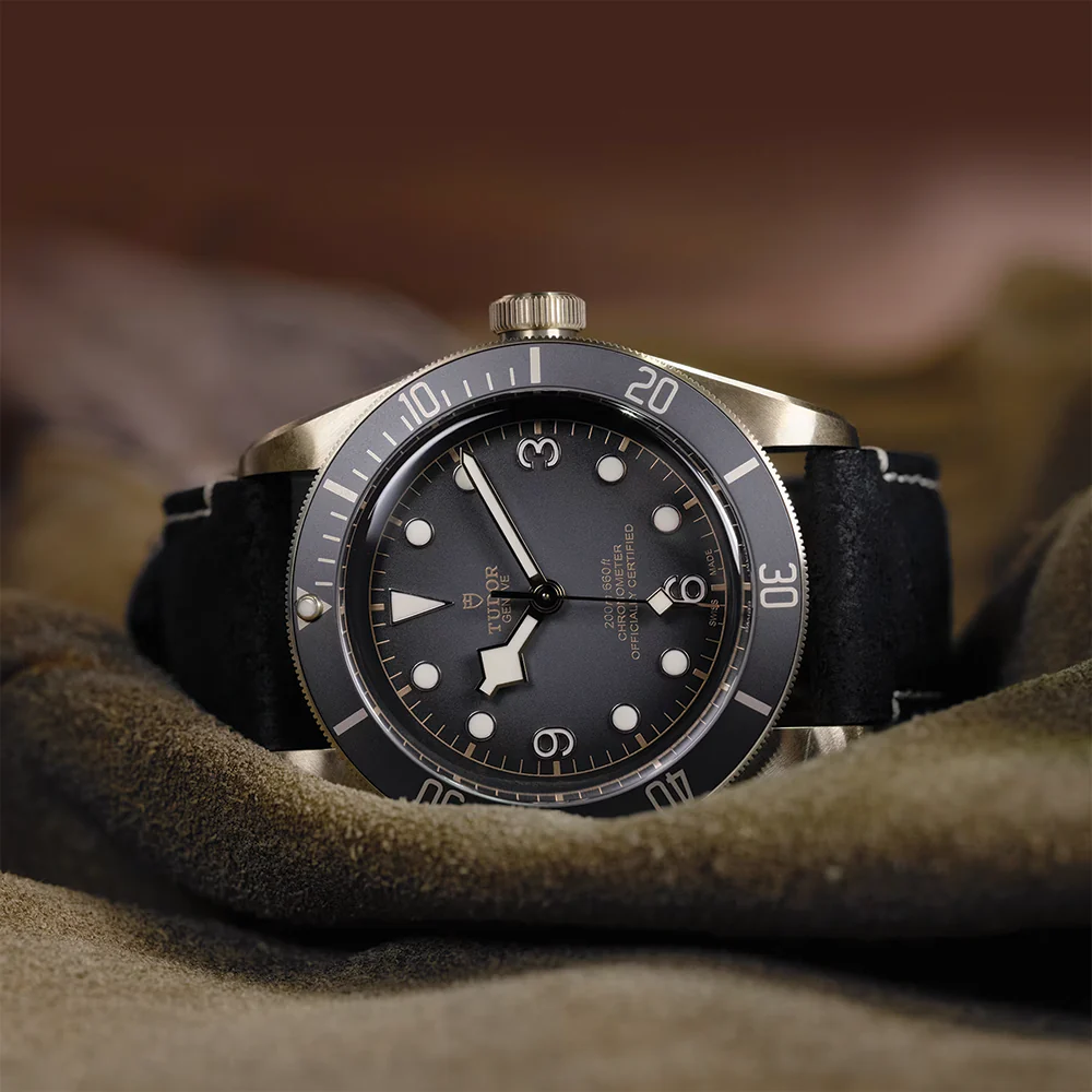 Black Bay Bronze 43mm - Black on Leather Strap - Image 4