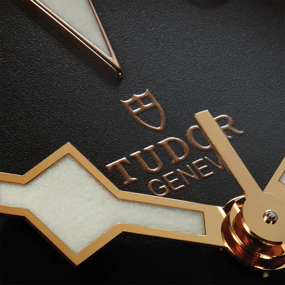 Black Bay Bronze 43mm - Black on Leather Strap - Image 6