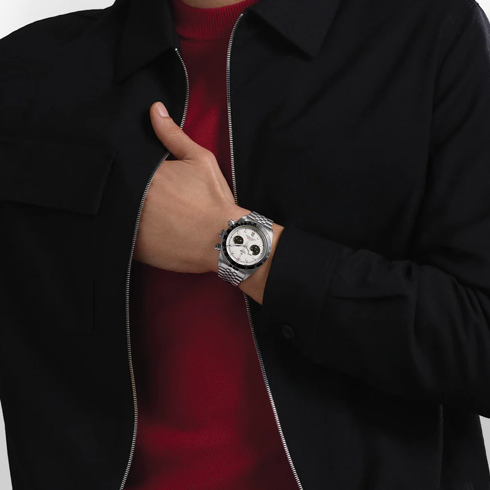 Black Bay Chrono 41mm - White on 3-Link Bracelet - Image 3