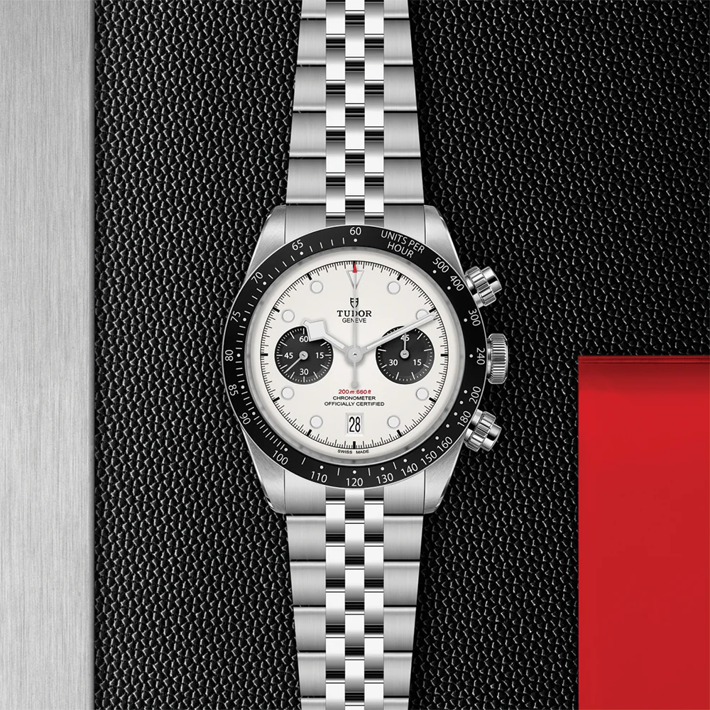 Black Bay Chrono 41mm - White on 5-Link Bracelet - Image 3