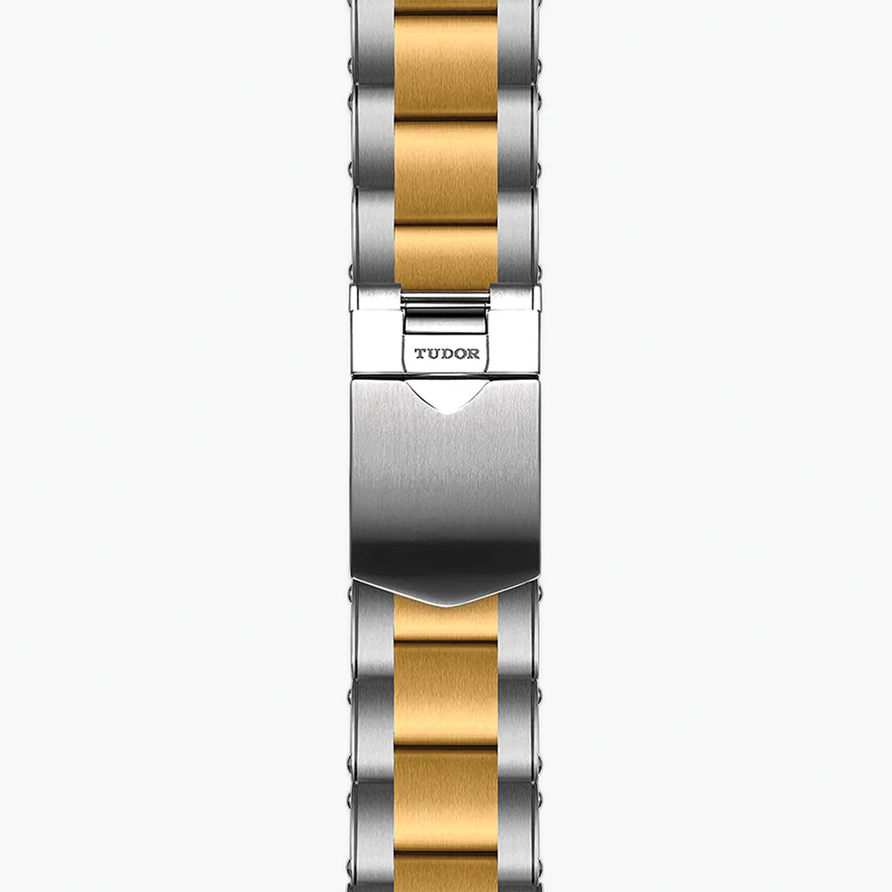 Black Bay Chrono S&G 41mm - Champagne on Bracelet - Image 6