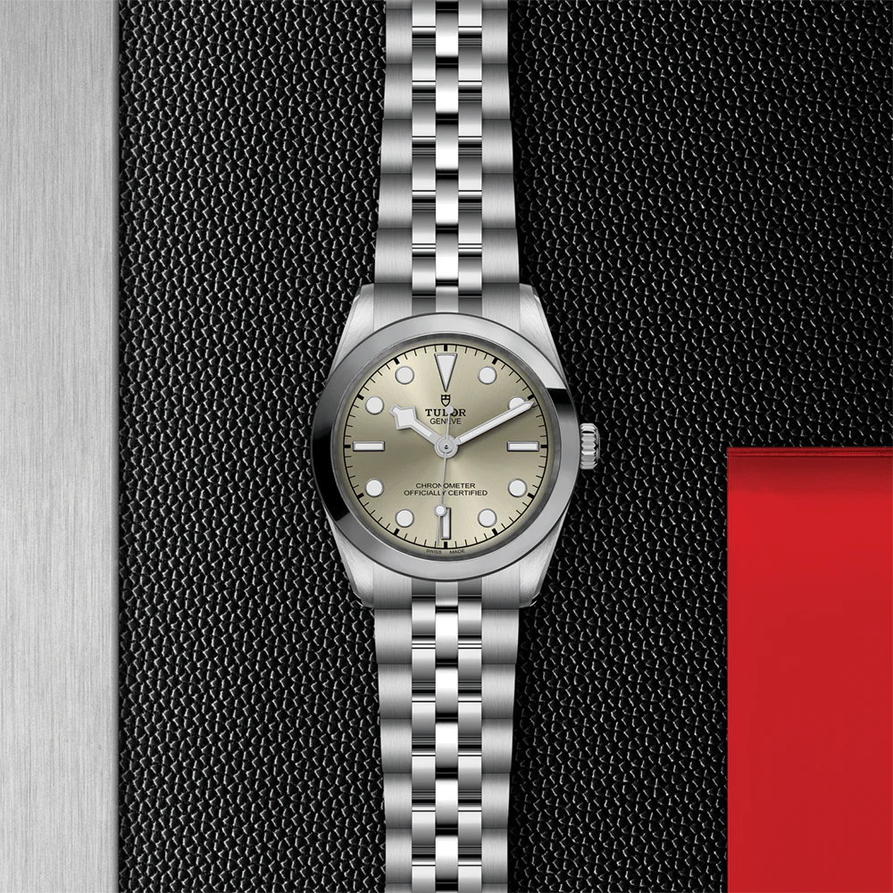 Black Bay One 31mm - Light Champagne on Bracelet - Image 2