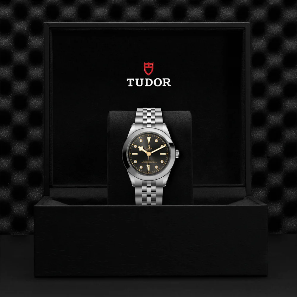 Black Bay One 39mm - Black, Diamond-Set on Bracelet - Image 5