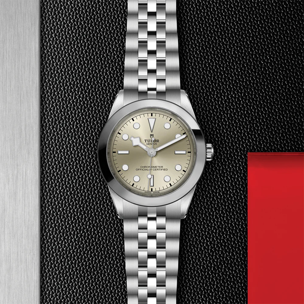 Black Bay One 39mm - Light Champagne on Bracelet - Image 2