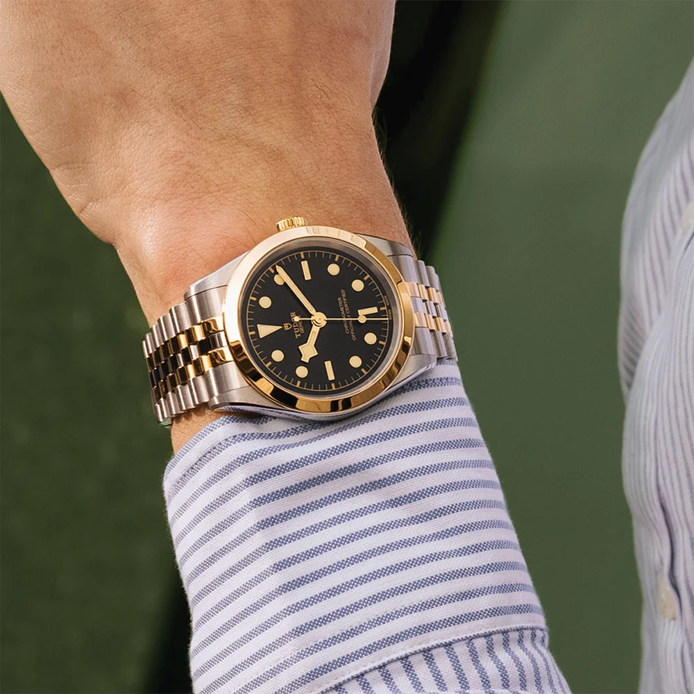 Black Bay One S&G 36mm - Black on Bracelet - Image 3