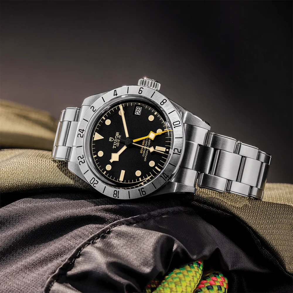 Black Bay Pro GMT 39mm - Black on Bracelet - Image 4