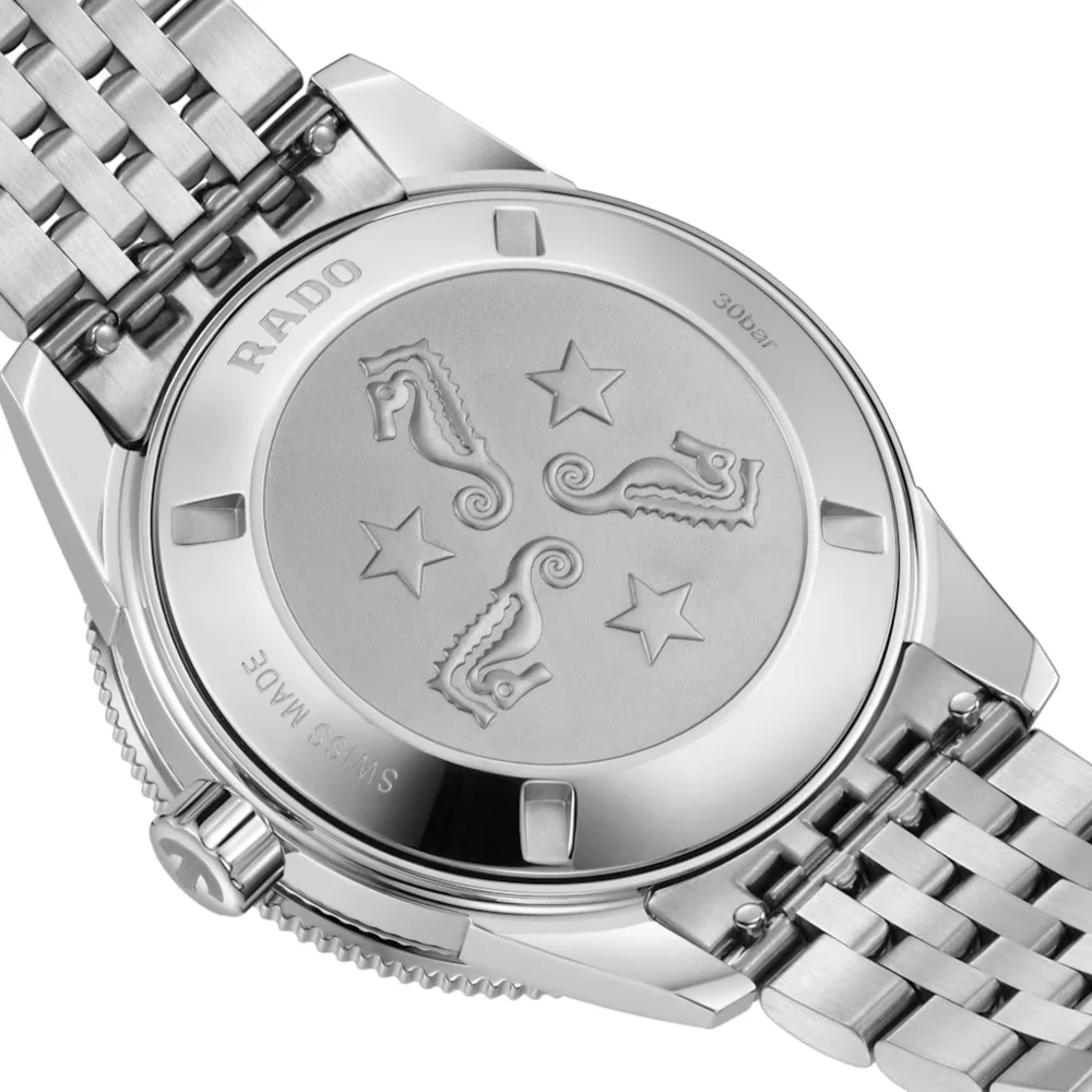 Captain Cook Automatic 39mm - Light Blue on Bracelet - Image 5