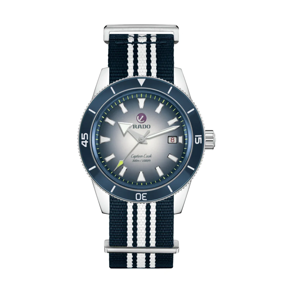 Captain Cook Automatic 42mm - Blue on Bracelet w/ Extra Leather and Fabric Straps - Image 2