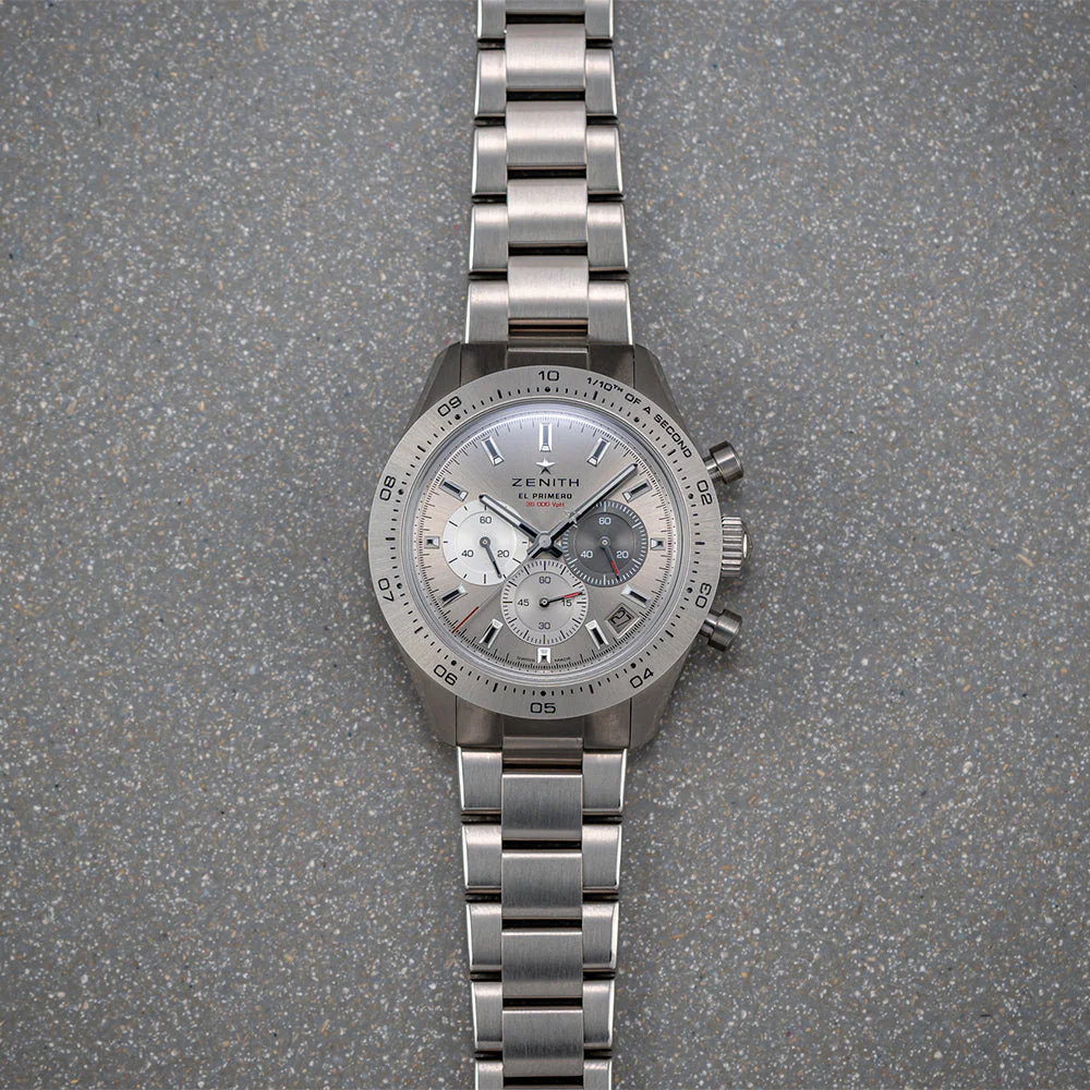 Chronomaster Sport Titanium 41mm - Silver on Bracelet - Image 2