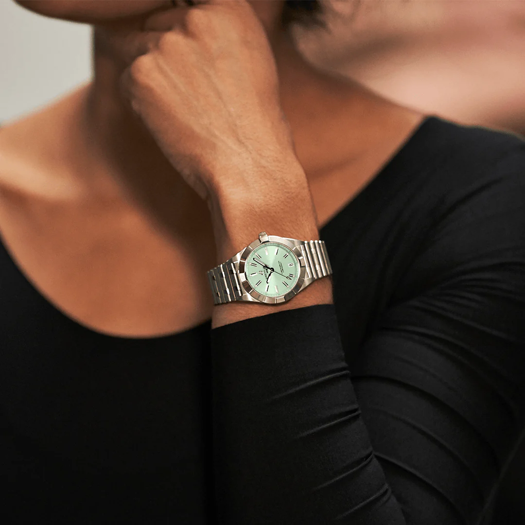 Chronomat 32mm - Mint Green with Diamonds on Markers - Image 5