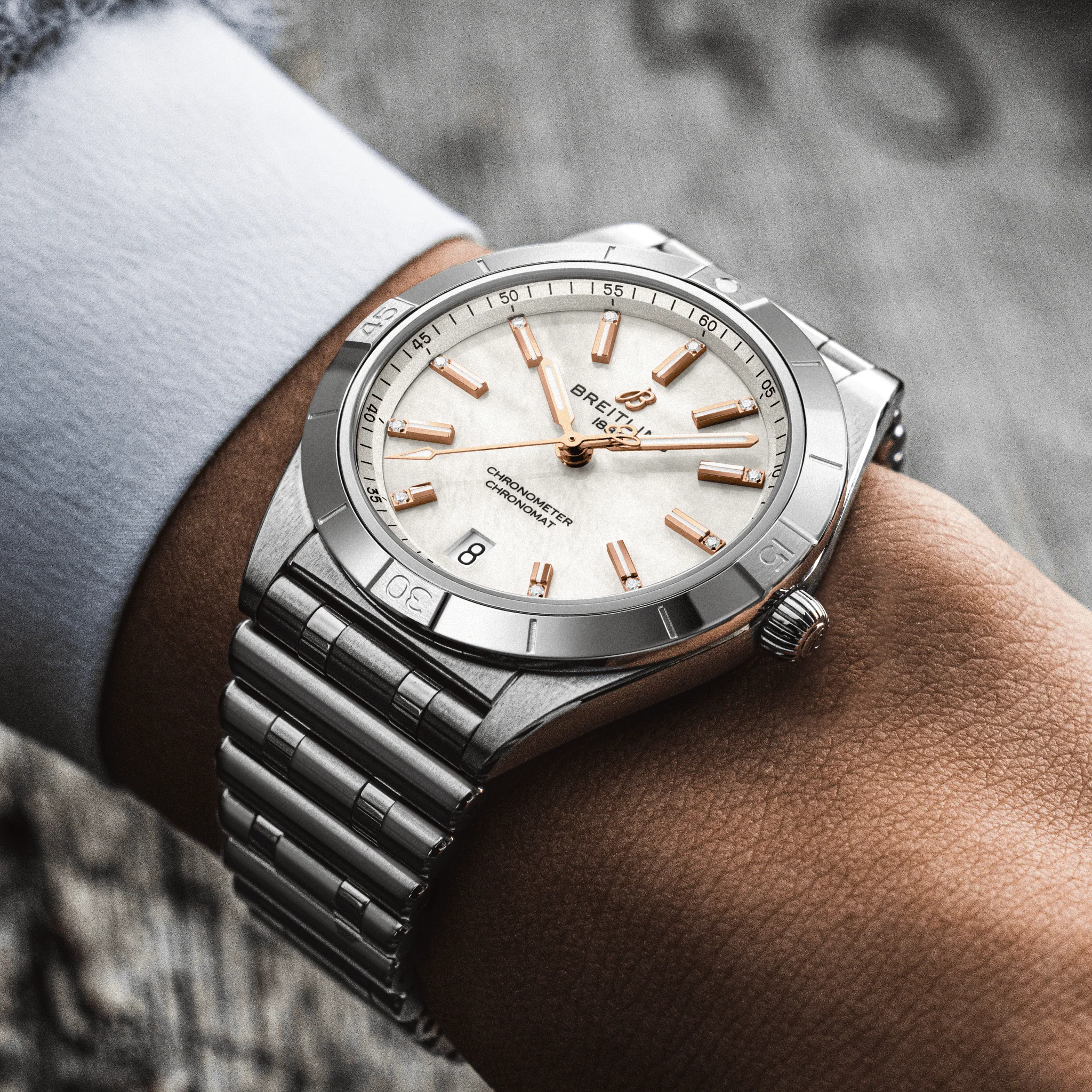 Chronomat Automatic 36mm - Mother-of-Pearl with Diamonds on Bracelet - Image 5