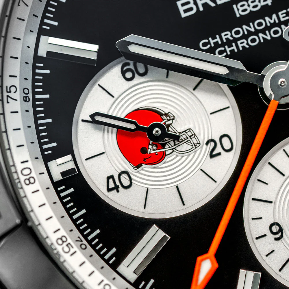 Chronomat B01 NFL Cleveland Browns Limited Edition 42mm - Brown on Bracelet - Image 4