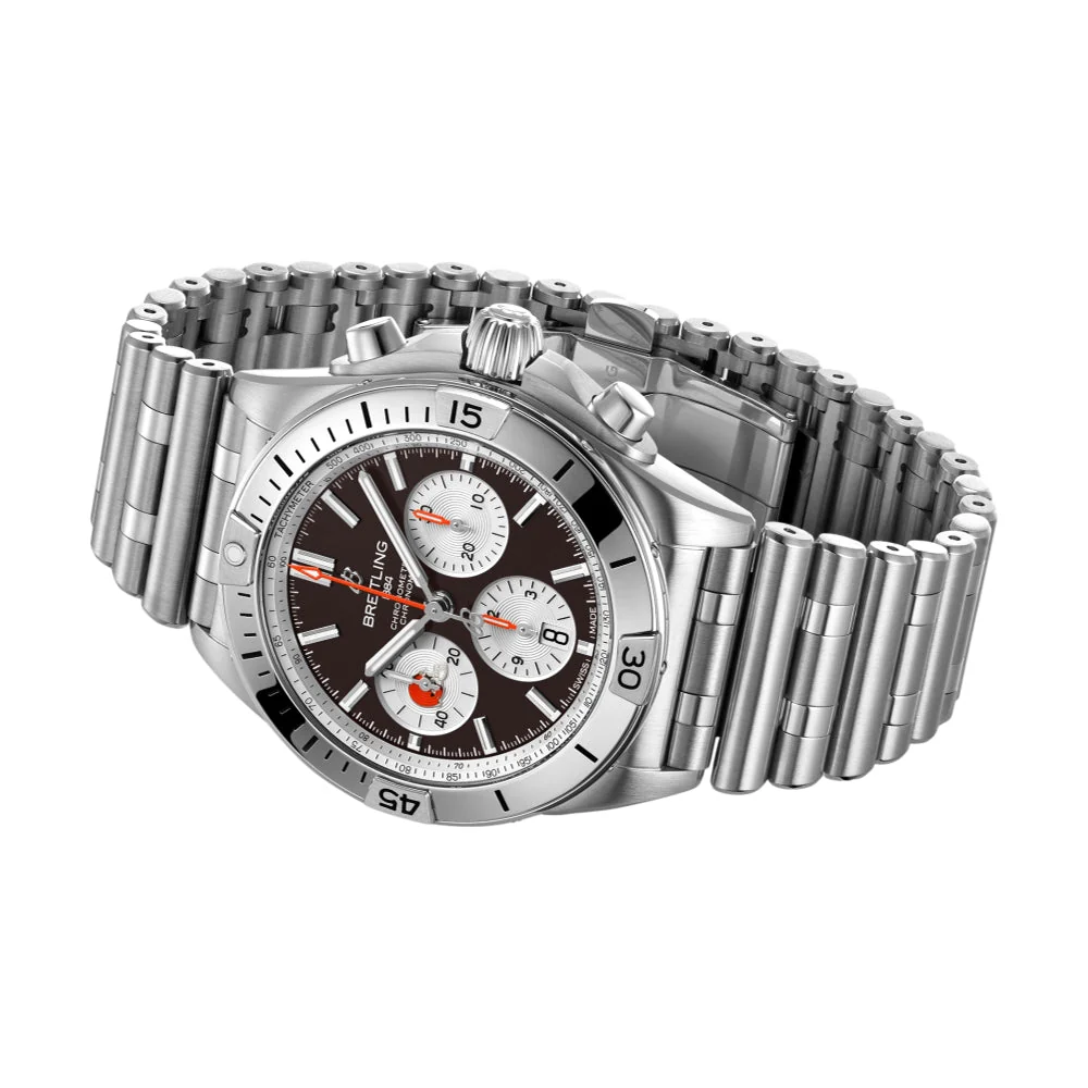Chronomat B01 NFL Cleveland Browns Limited Edition 42mm - Brown on Bracelet - Image 6