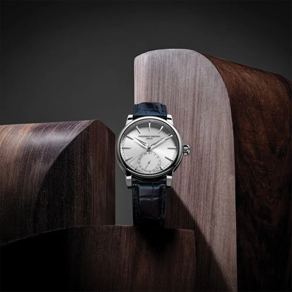 Manufacture Classic Date Automatic 40mm - Silver on Leather Strap - Image 2