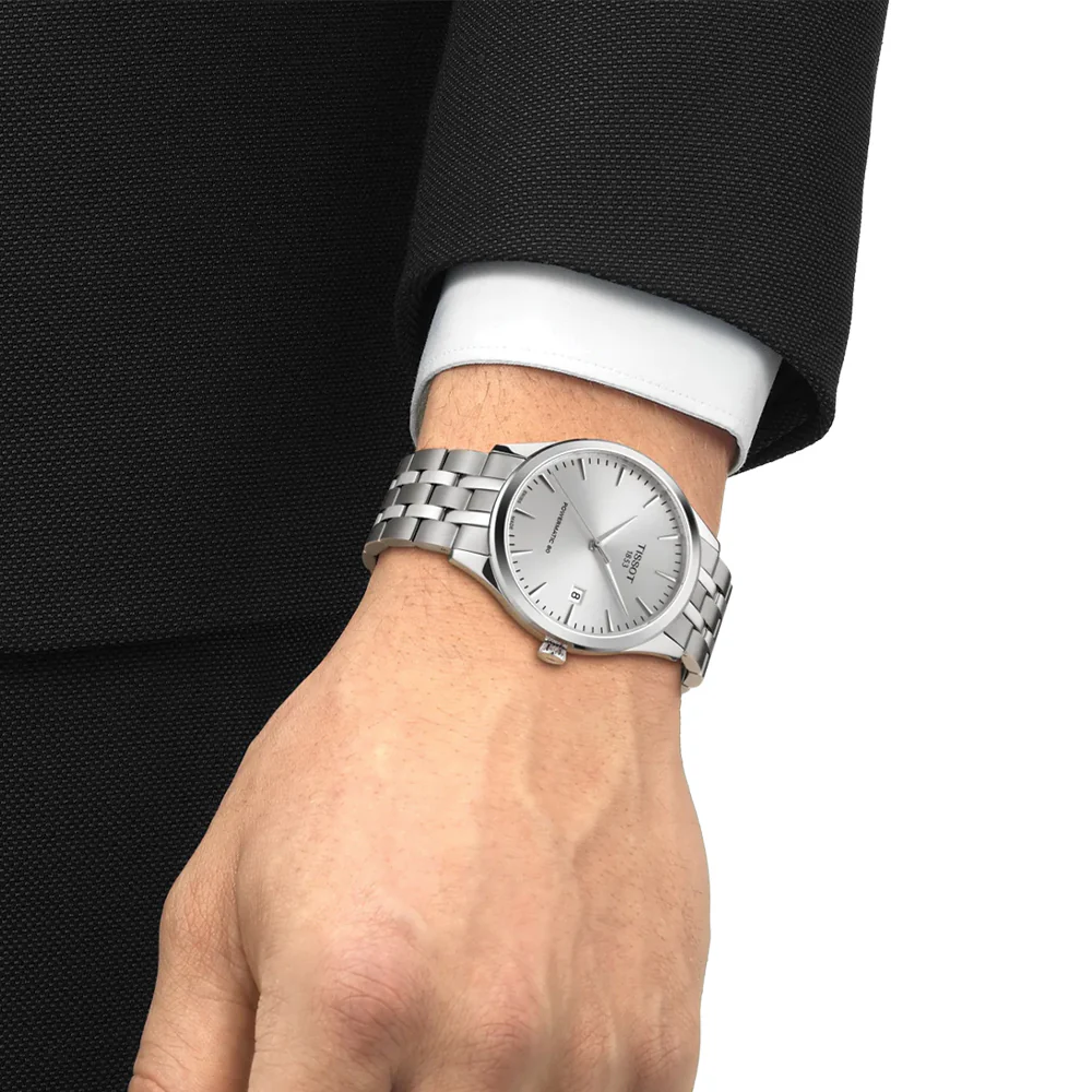 Classic Dream 40mm - Silver on Bracelet - Image 2