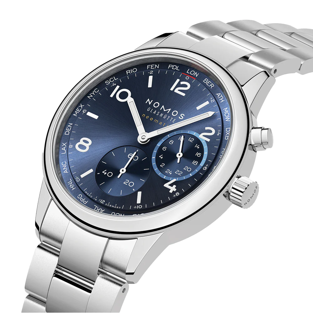 Club Sport Neomatik Worldtimer 40mm - Blue on Bracelet - Image 2